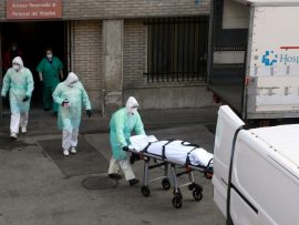 World leaders to hold crisis talks as virus toll tops 21,000
